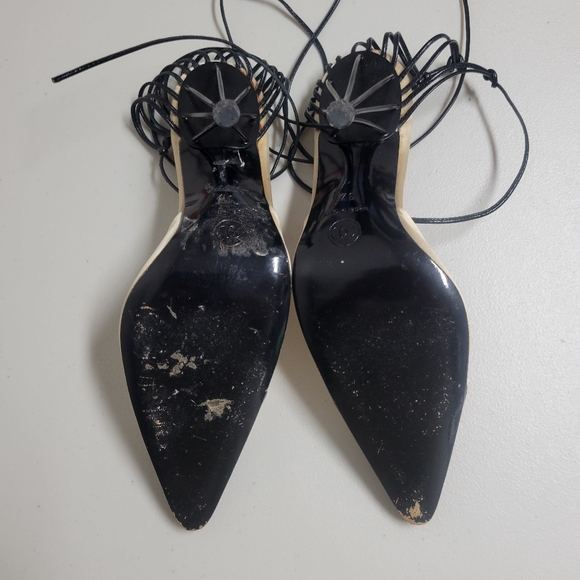 Chanel Bird Cage Heels Pointed Beige Black Toe. - Picture 5 of 15